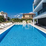 Luxury Apartments Magali 3